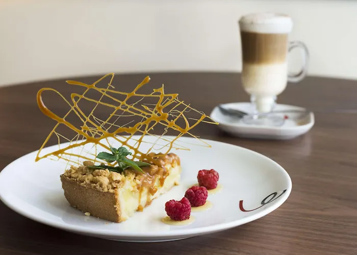 弗罗茨瓦夫中枢钟楼酒店 酒店