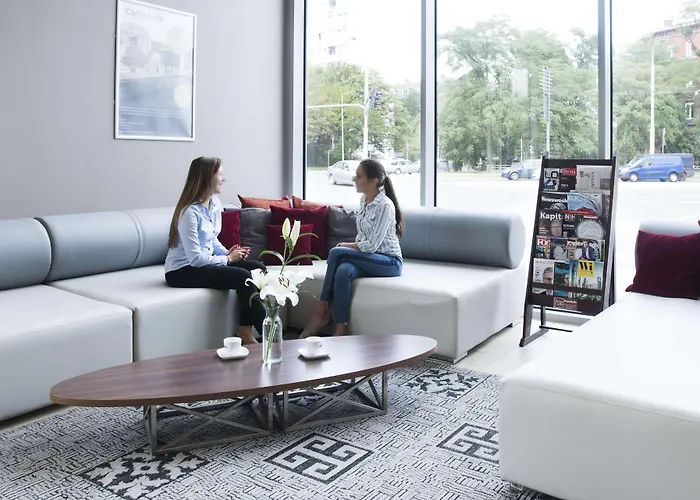 弗罗茨瓦夫中枢钟楼酒店 酒店 3*