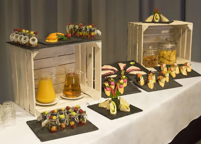 酒店 弗罗茨瓦夫中枢钟楼酒店 3*