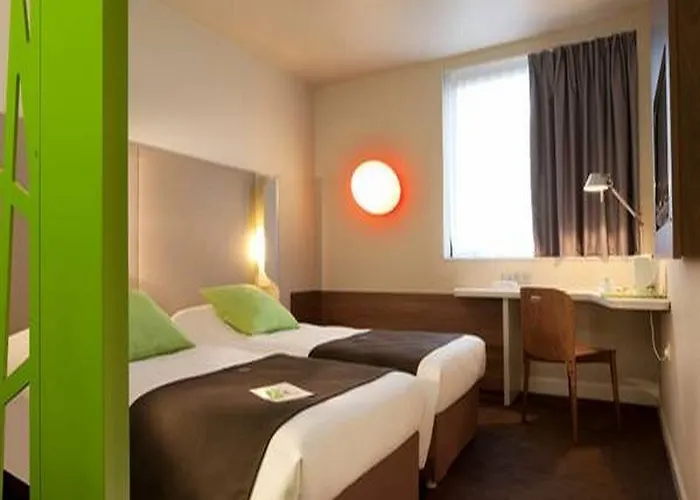 酒店 弗罗茨瓦夫中枢钟楼酒店 3*