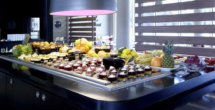 弗罗茨瓦夫中枢钟楼酒店 弗罗茨瓦夫