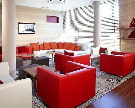 מלון Campanile Centrum 3*