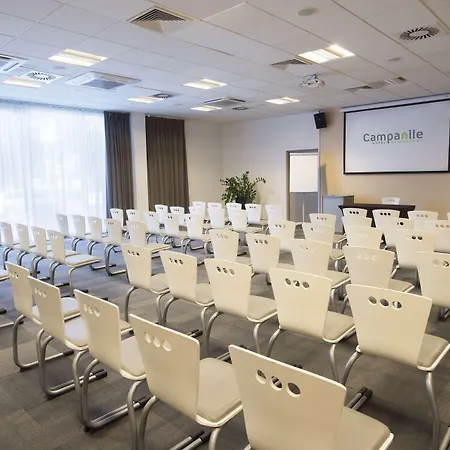 Отель Campanile Centrum 3*