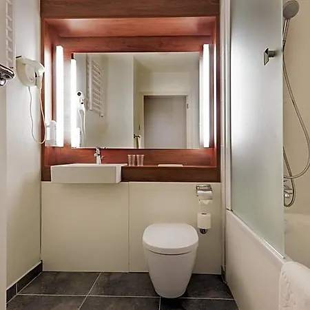 Campanile Centrum Hotel 3*