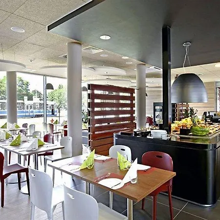 Campanile Centrum فروتسواف