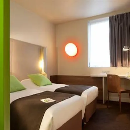 Отель Campanile Centrum 3*