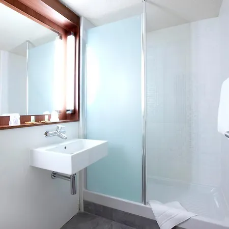 فندق Campanile Centrum 3*